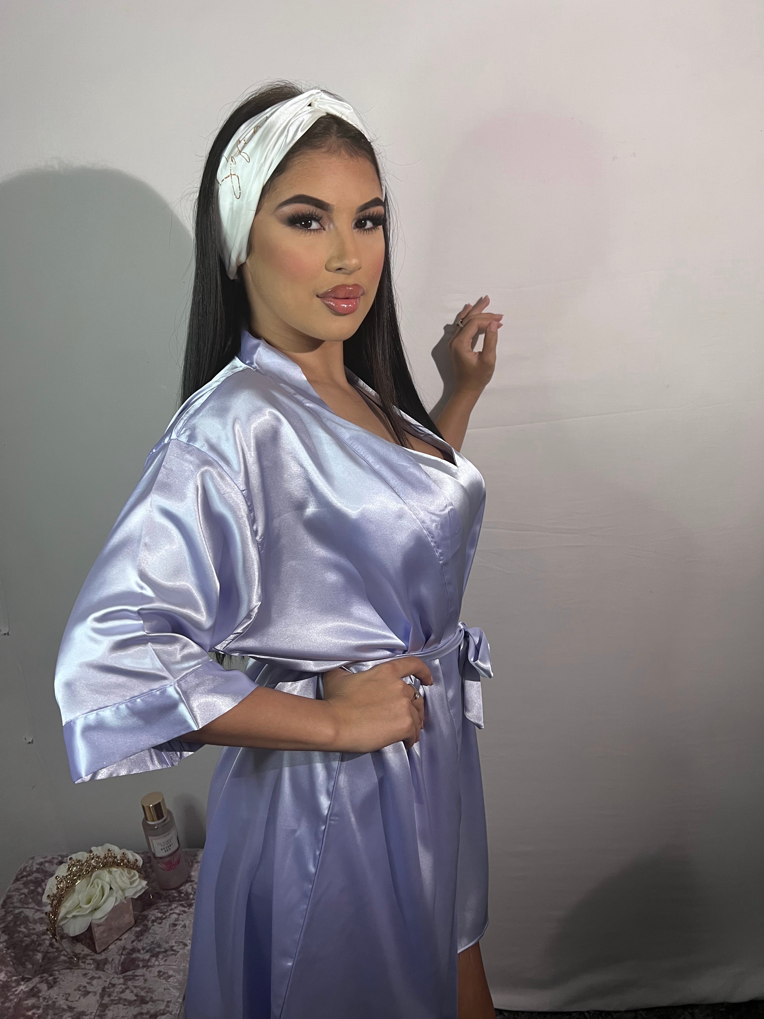 ENSEMBLE PEIGNOIRS MI-LONG SATINE AVEC NUISETTE
